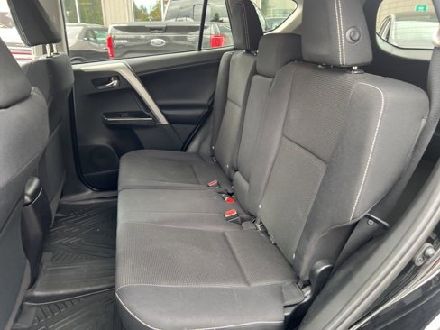 Used 2018 Toyota RAV4 Adventure image 19
