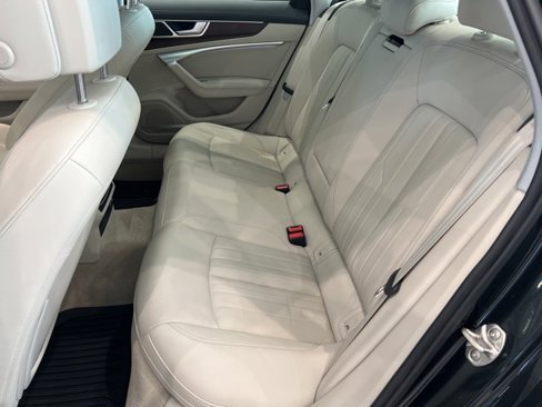 Used 2021 Audi A6 Premium Plus image 14
