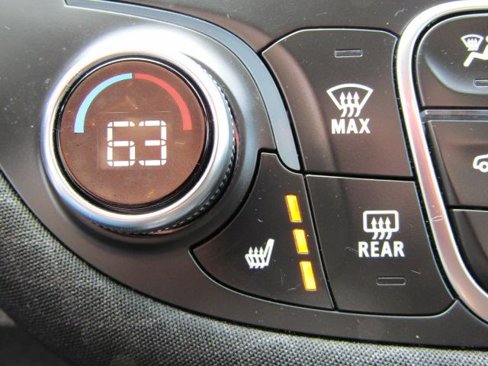 Used 2023 Chevrolet Malibu LT image 13