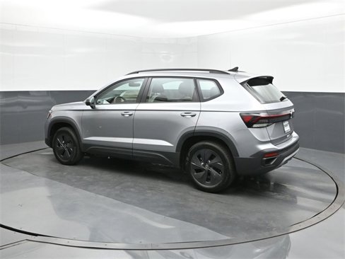 New 2025 Volkswagen Taos S image 5