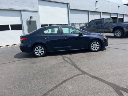 Used 2024 Toyota Corolla LE image 5