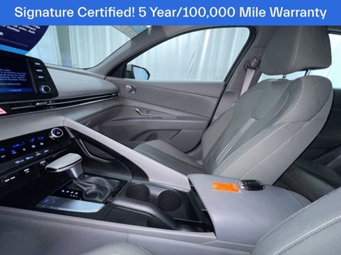 Used 2022 Hyundai Elantra SEL w/ Cargo Package image 4