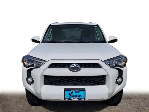 Used 2017 Toyota 4Runner SR5 Premium image 2