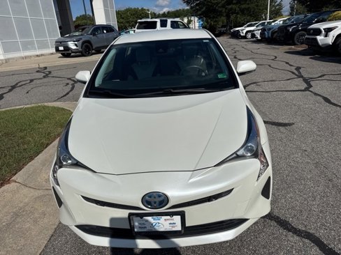Used 2017 Toyota Prius Two image 4