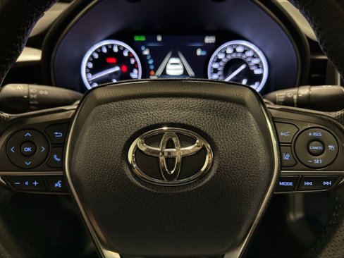 Used 2020 Toyota Avalon XSE image 17