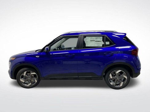 New 2025 Hyundai Venue SEL image 11