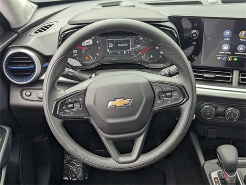 New 2026 Chevrolet Trax LS image 8