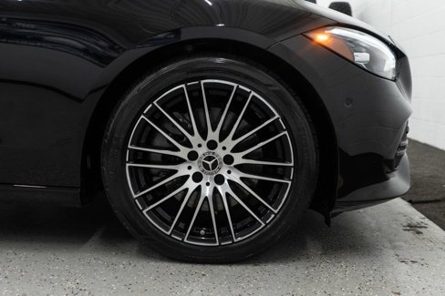 Used 2025 Mercedes-Benz C 300 4MATIC Sedan image 42
