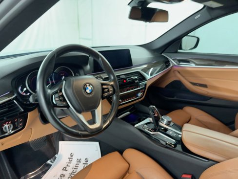 Used 2017 BMW 530i image 4