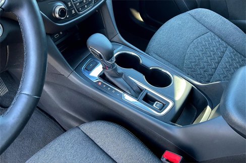 Used 2024 Chevrolet Equinox LT image 17