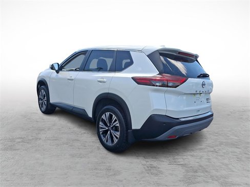 Used 2023 Nissan Rogue SV image 4