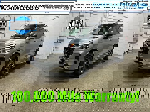 Used 2023 Ford Escape ST-Line image 1