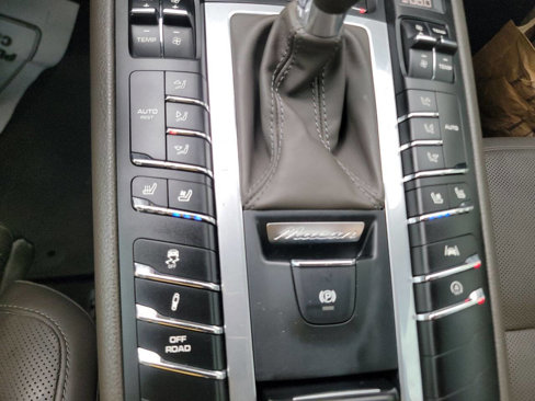 Used 2019 Porsche Macan S image 32