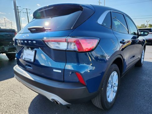 Used 2020 Ford Escape SE image 38