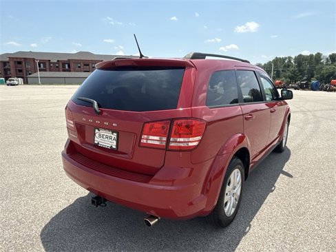 Used 2018 Dodge Journey SE image 13
