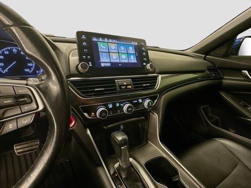 Used 2018 Honda Accord Sport image 26