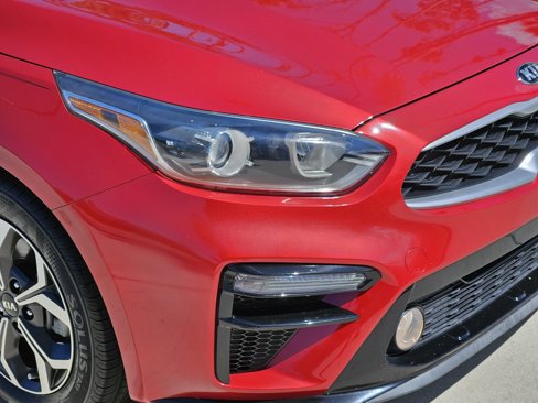 Certified 2020 Kia Forte LXS image 9