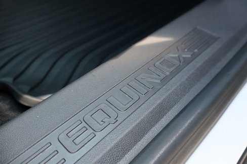Used 2018 Chevrolet Equinox LT image 42