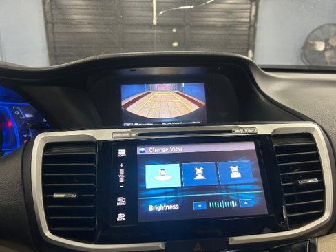 Used 2017 Honda Accord Touring image 20
