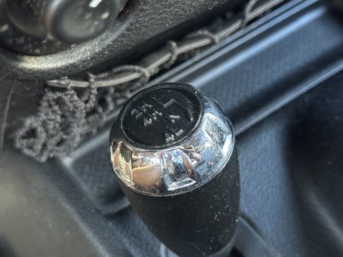 Used 2013 Jeep Wrangler Unlimited Sahara image 19