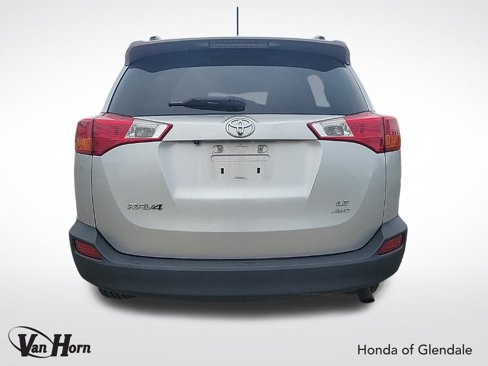 Used 2014 Toyota RAV4 LE image 16