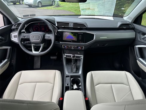 New 2025 Audi Q3 2.0T Premium image 11
