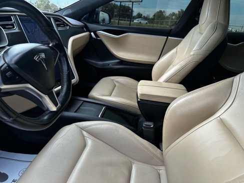 Used 2016 Tesla Model S P90D image 32