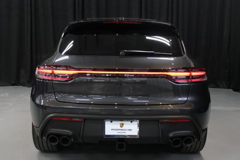 Certified 2024 Porsche Macan image 6