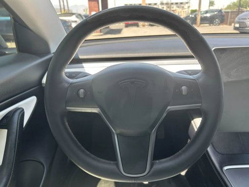Used 2021 Tesla Model 3 Long Range image 12