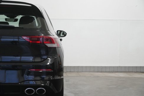 Used 2023 Volkswagen Golf R image 13
