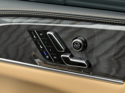 Used 2025 Cadillac Escalade IQ Sport 2 image 13