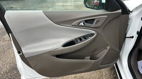 Used 2022 Chevrolet Malibu LT image 13