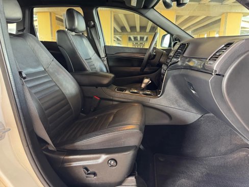 Used 2020 Jeep Grand Cherokee Limited X image 28
