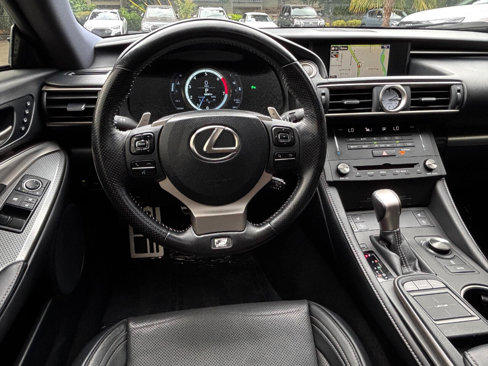 Used 2016 Lexus RC 200t F Sport image 2