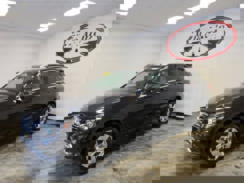 Used 2017 Mercedes-Benz GLC 300 4MATIC image 6