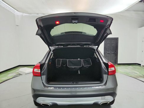 Used 2016 Mercedes-Benz GLA 250 image 30