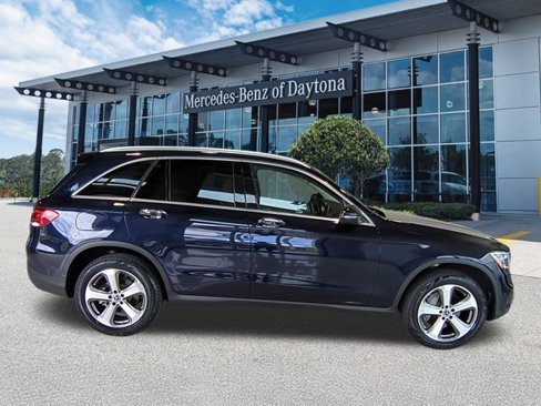 Certified 2022 Mercedes-Benz GLC 300 image 3