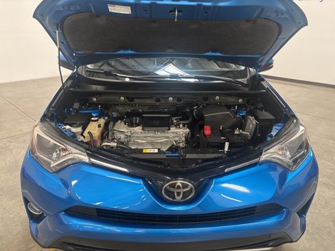 Used 2018 Toyota RAV4 XLE w/ Plus Extra Value Package image 21