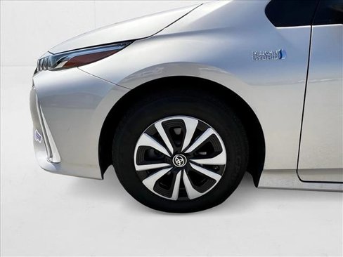 Used 2018 Toyota Prius Prime Plus image 21