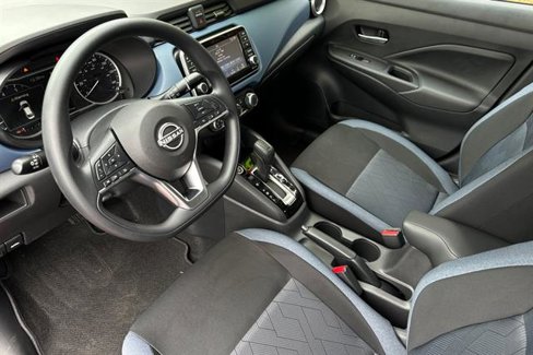 New 2025 Nissan Versa SV w/ Trunk Package image 10