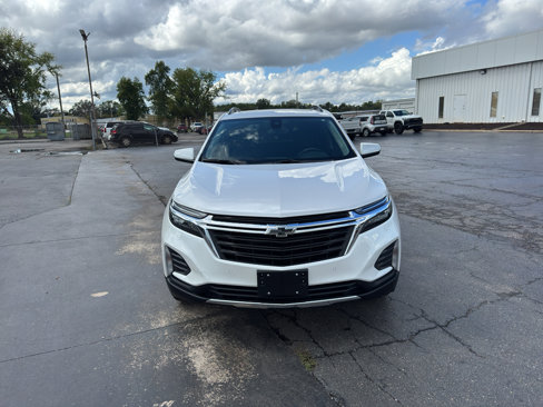 Used 2022 Chevrolet Equinox LT image 2