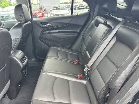 Used 2021 Chevrolet Equinox Premier w/ Redline Edition image 6