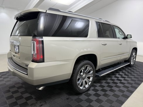 Used 2016 GMC Yukon XL Denali w/ Open Road Package image 7