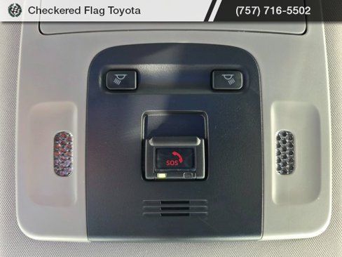 Used 2024 Toyota Camry LE image 9