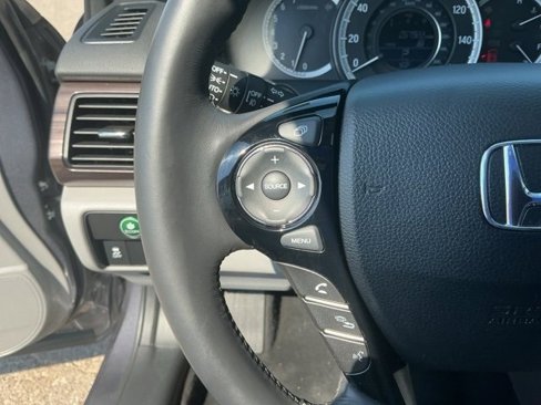 Used 2017 Honda Accord EX-L image 20