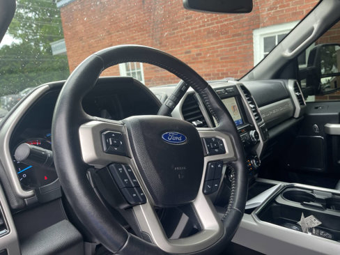 Used 2021 Ford F250 Lariat image 21