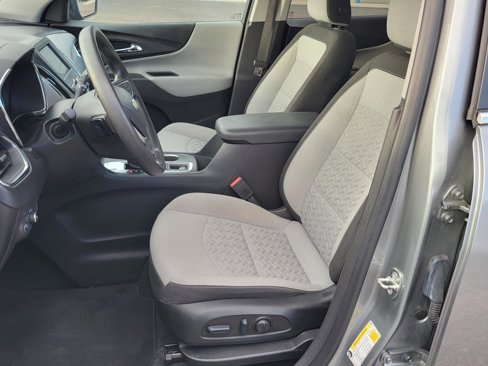 Used 2023 Chevrolet Equinox LT image 17