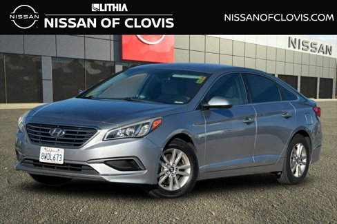 Used 2016 Hyundai Sonata SE image 1