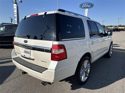 Used 2017 Ford Expedition Platinum image 5