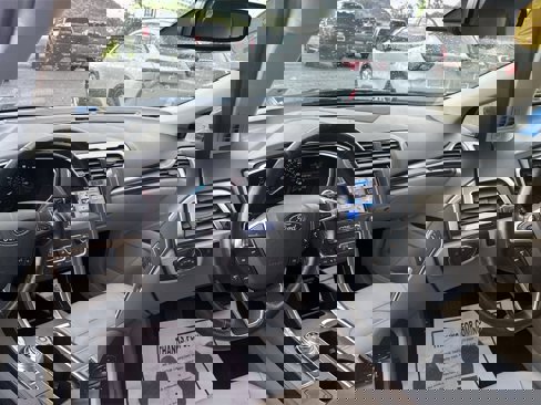 Used 2019 Ford Fusion SEL image 14